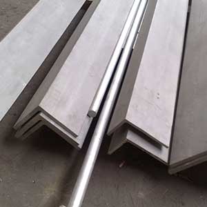 Уголок металлический горячекатаный